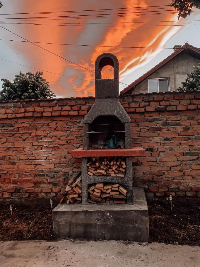 Silver House Rasnov Exterior photo